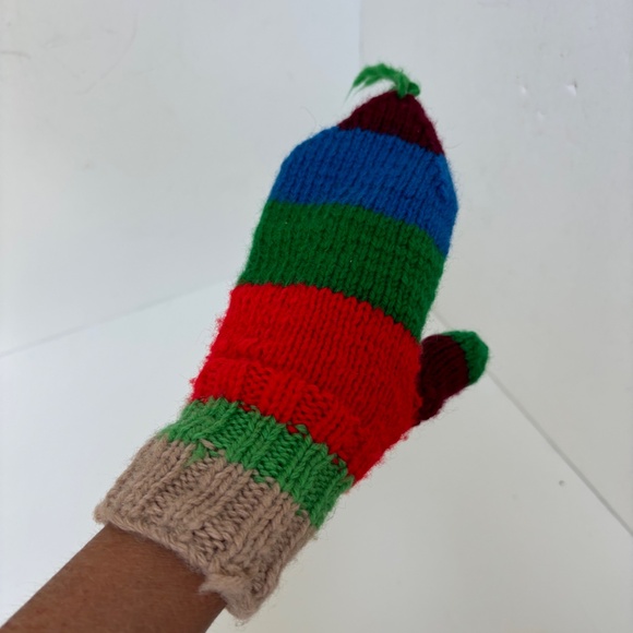 Vintage pair of hand knit wool stripe mittens - Picture 1 of 12